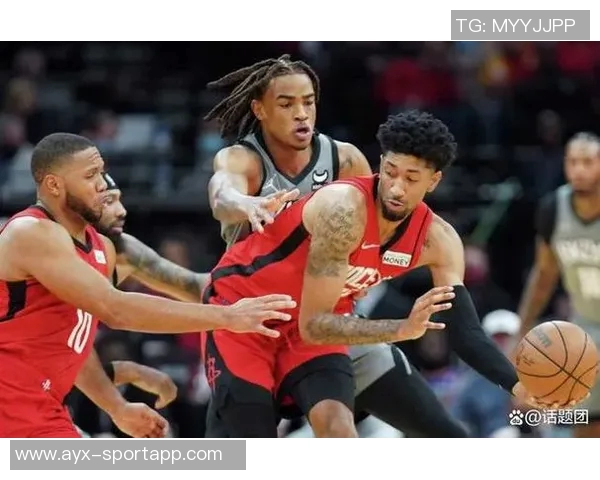 克拉克斯顿创造历史首次三双成篮网21世纪首位中锋三双球员