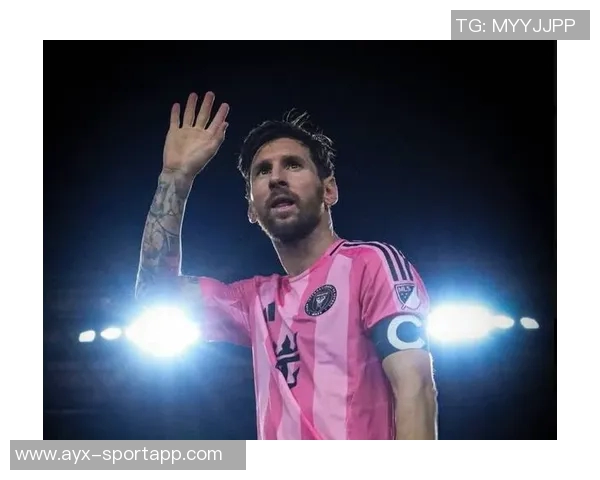 哈兰德盛赞C罗梅西称其为球员榜样C罗40岁状态令人惊叹