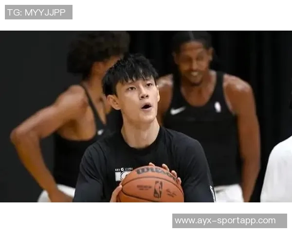 曾凡博回顾三年成长历程期待再次挑战NBA舞台