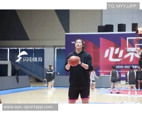 山东女篮主帅谈张子宇加盟进展强调适应成年组比赛的重要性